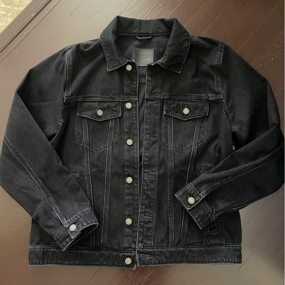 Abercrombie and Fitch Men's Black Denim Jacket XL